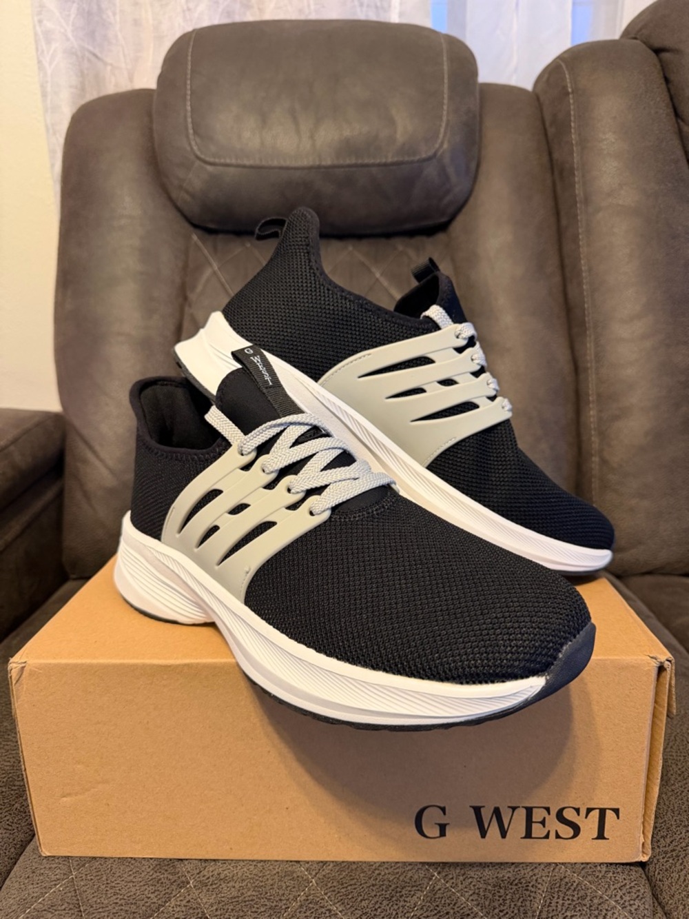 G WEST Mena Black Athletic Sneakers Lace Up Fabric Low Top GWM10004 Size 11